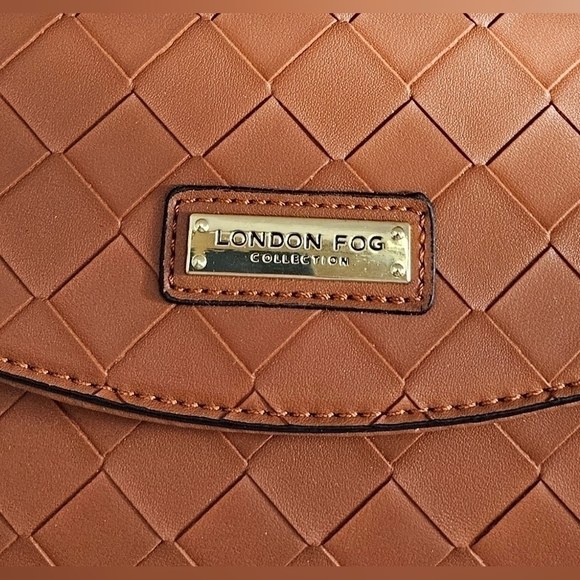 LONDON FOG COLLECTION ASTOR SHOULDER BAG COGNAC - Picture 3 of 9